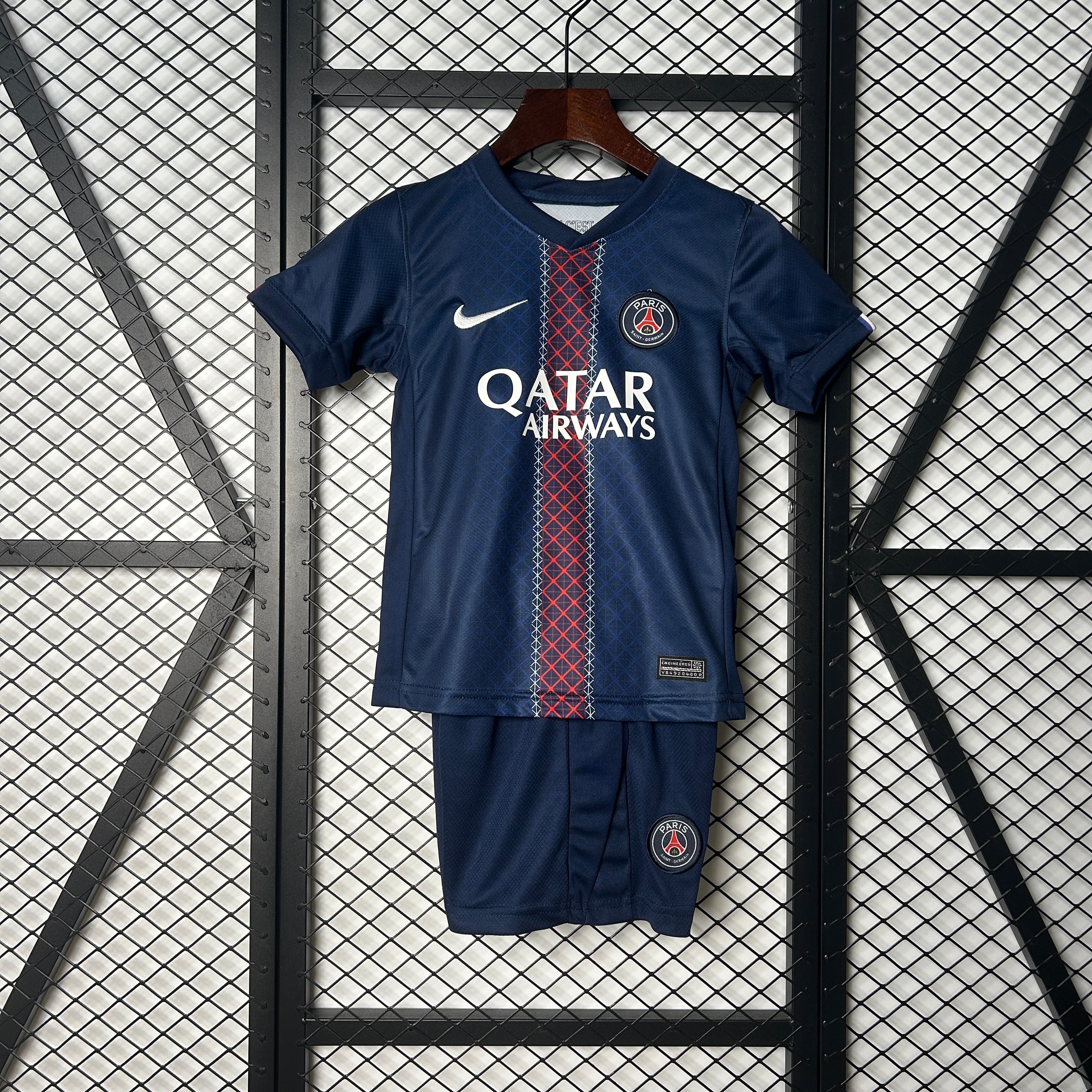 PSG Casa 25/26 - Bambino (pantaloncini inclusi)