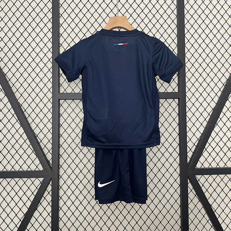 PSG Casa 24/25 - Bambino (pantaloncini inclusi)