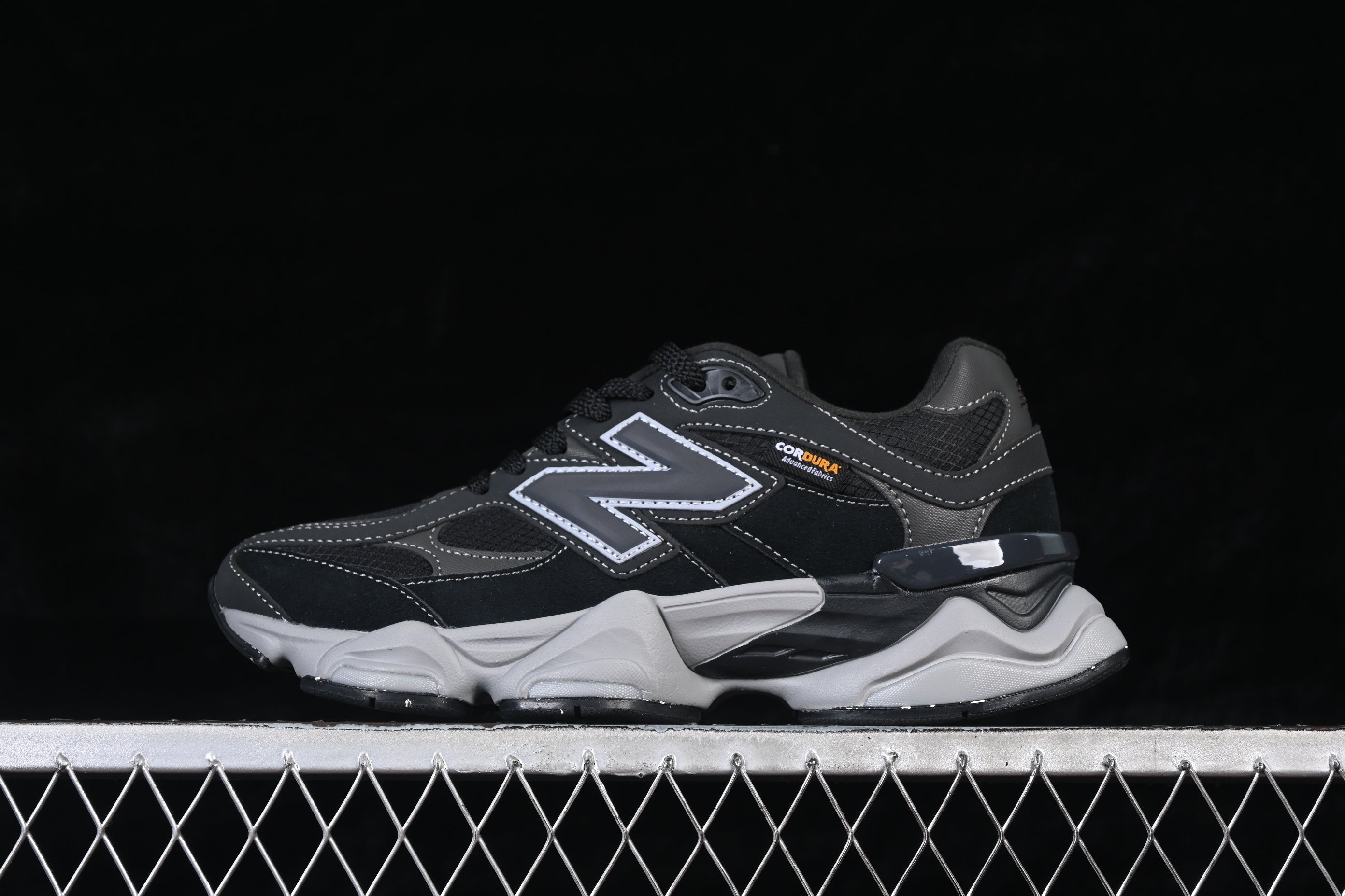 NB 9060 Black