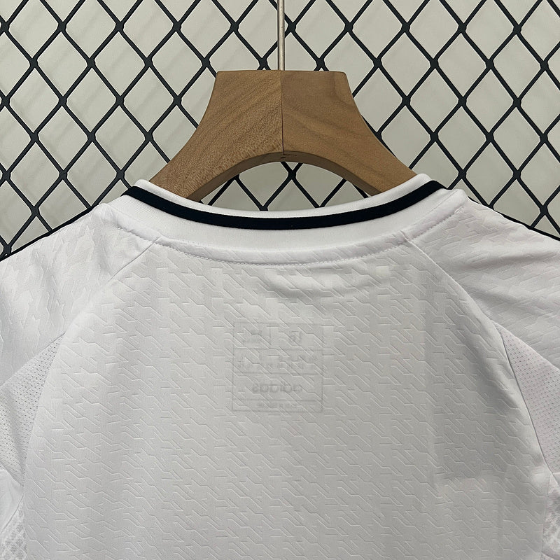 Realm Madrid Casa 24/25 - Bambino (pantaloncini inclusi)