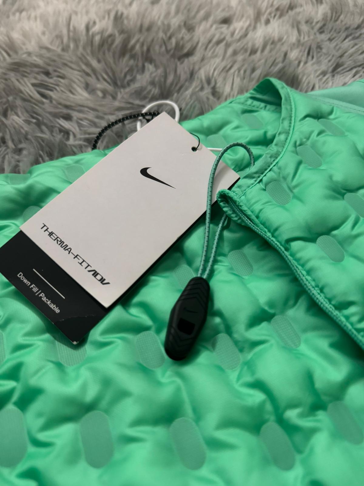 Nike running thermafit ADV green