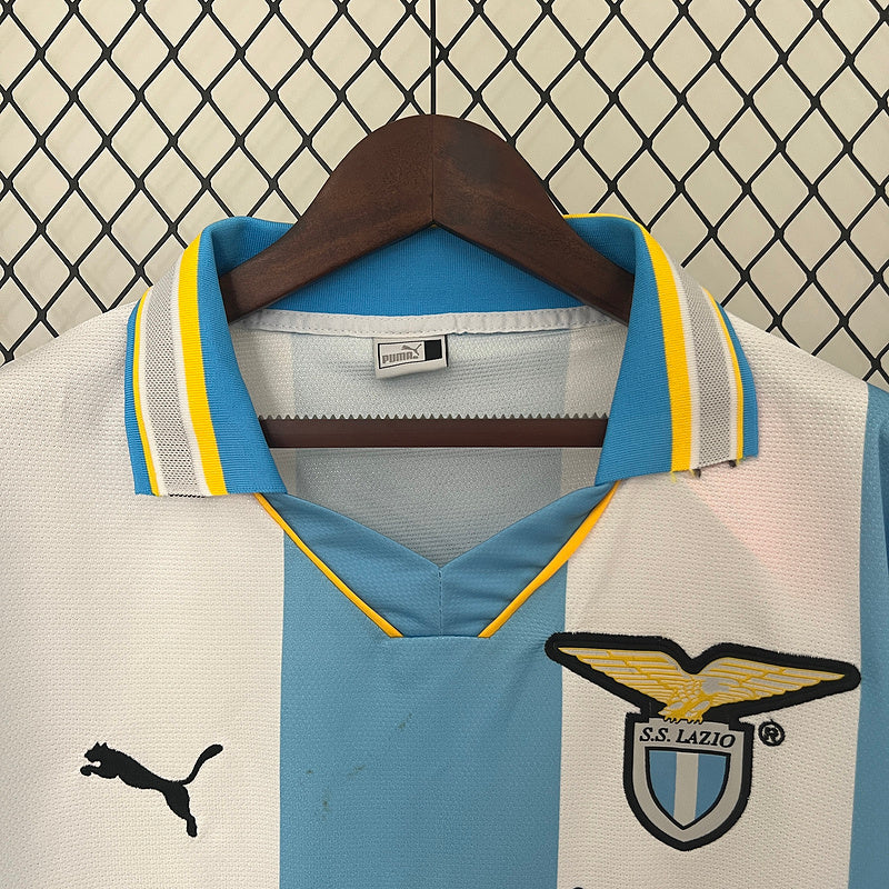 Lazio 99/00 Retour